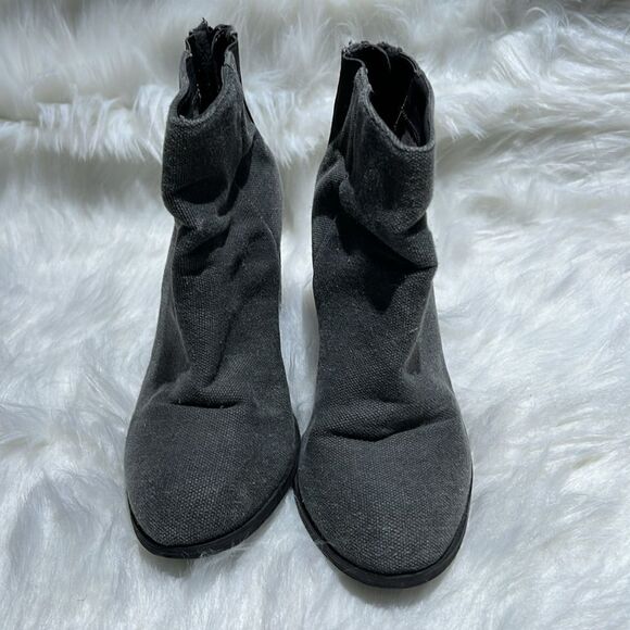 Ecote Gray Canvas Heeled Ankle Boots Size 7.  B74 - Picture 3 of 9